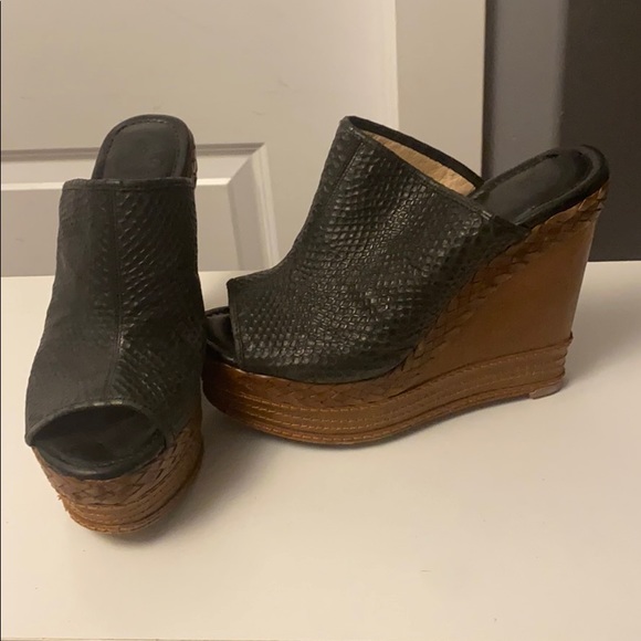 Modern vintage shoes - Picture 1 of 5